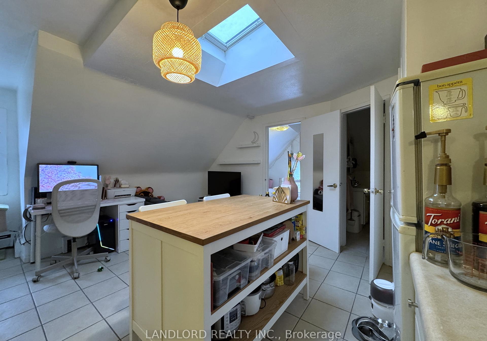 198-dunn-avenue-toronto-ontario-w12708076