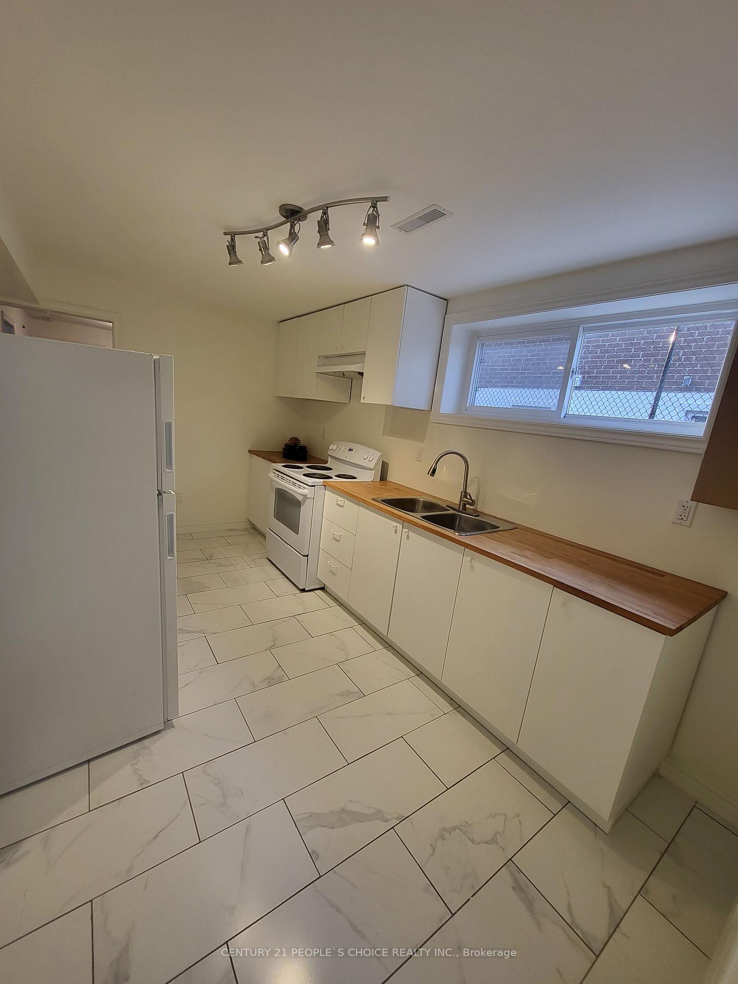 146-duncanwoods-drive-york-ontario-w12708902