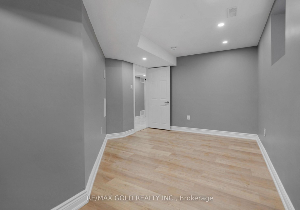 18-cobbler-street-brampton-ontario-w12709076
