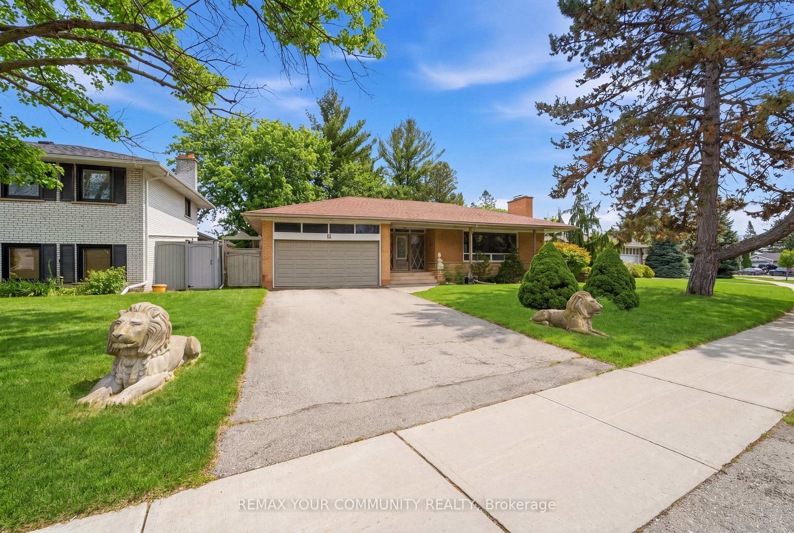 11-grovetree-road-etobicoke-ontario-w12709234