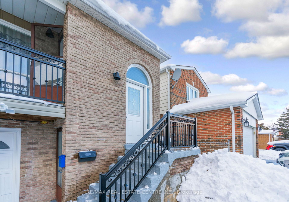 10-pickard-lane-brampton-ontario-w12709596