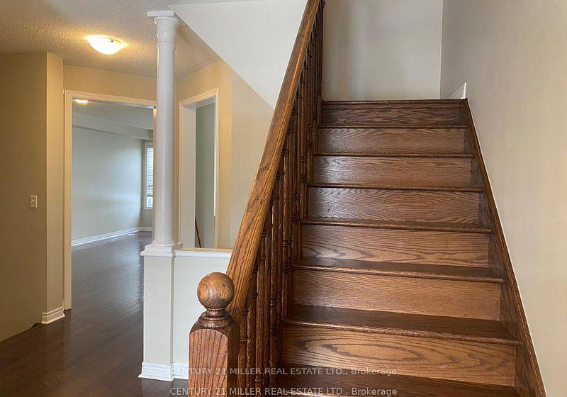 2019-trawden-way-oakville-ontario-w12710254
