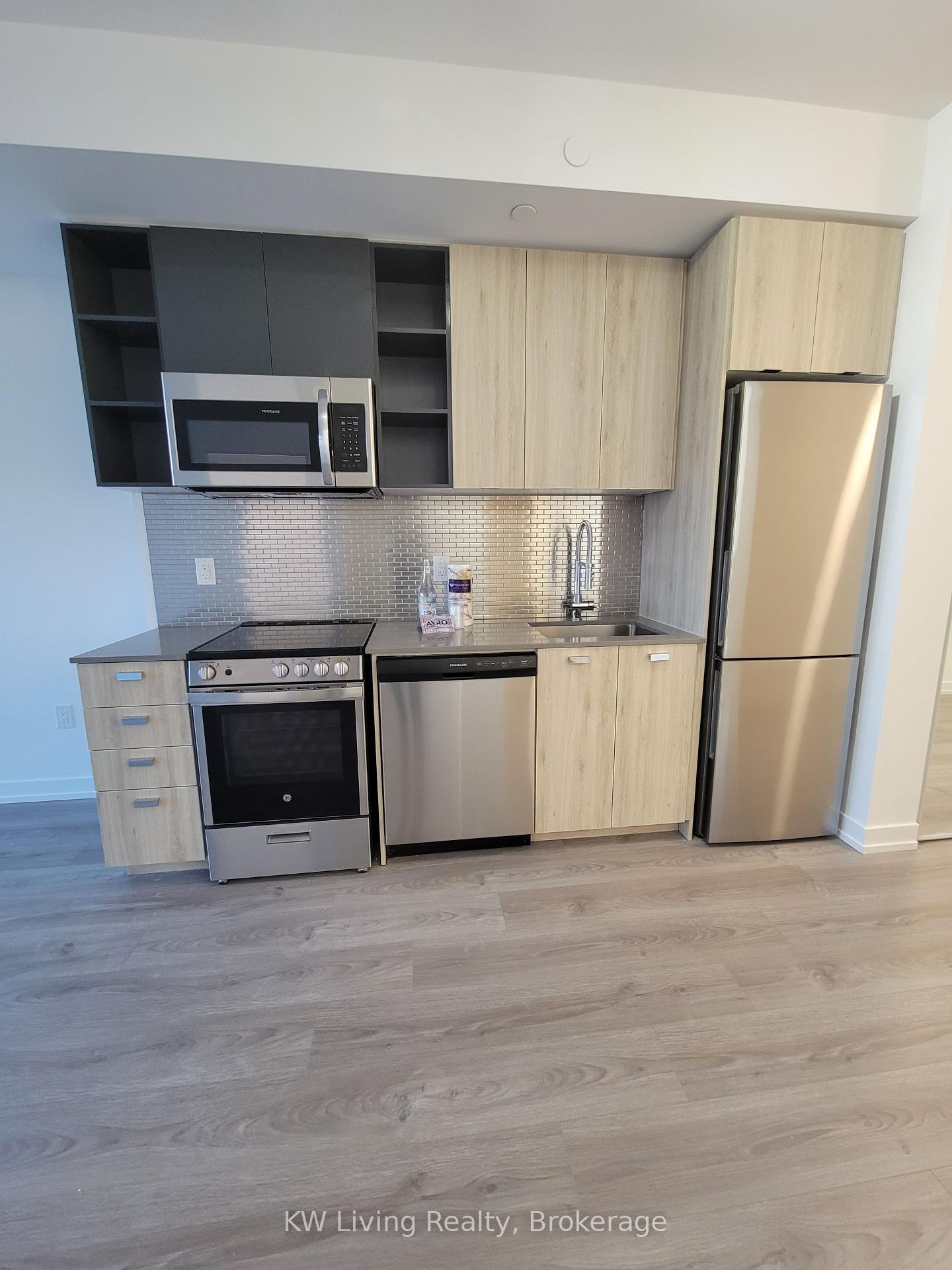 10-de-boers-drive-york-ontario-w12711284