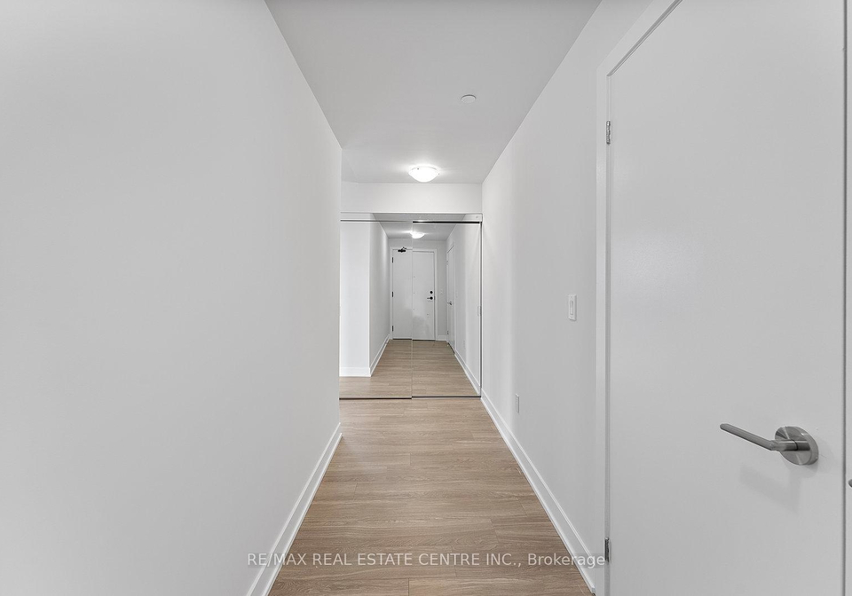 430-square-one-drive-mississauga-ontario-w12711754