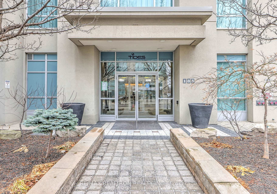 185-legion-road-n-etobicoke-ontario-w12711876