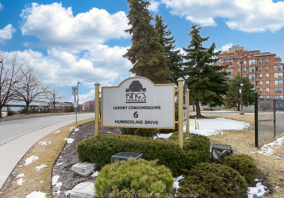 6-humberline-drive-etobicoke-ontario-w12712106