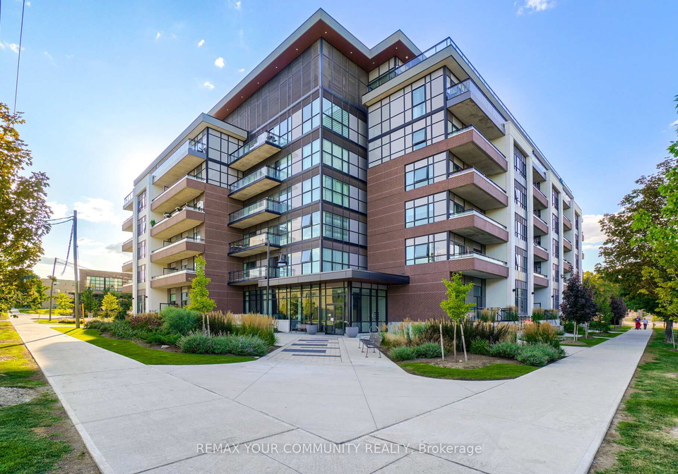 1-neighbourhood-lane-etobicoke-ontario-w12712988