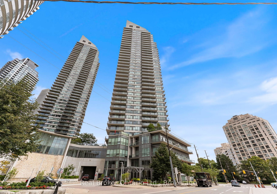 2240-lakeshore-boulevard-w-etobicoke-ontario-w12713010