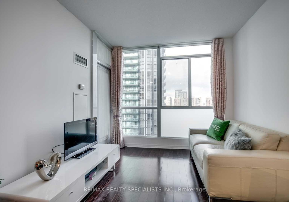 225-webb-drive-mississauga-ontario-w12713256