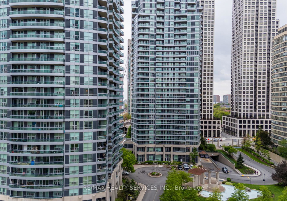 33-elm-drive-mississauga-ontario-w12713372