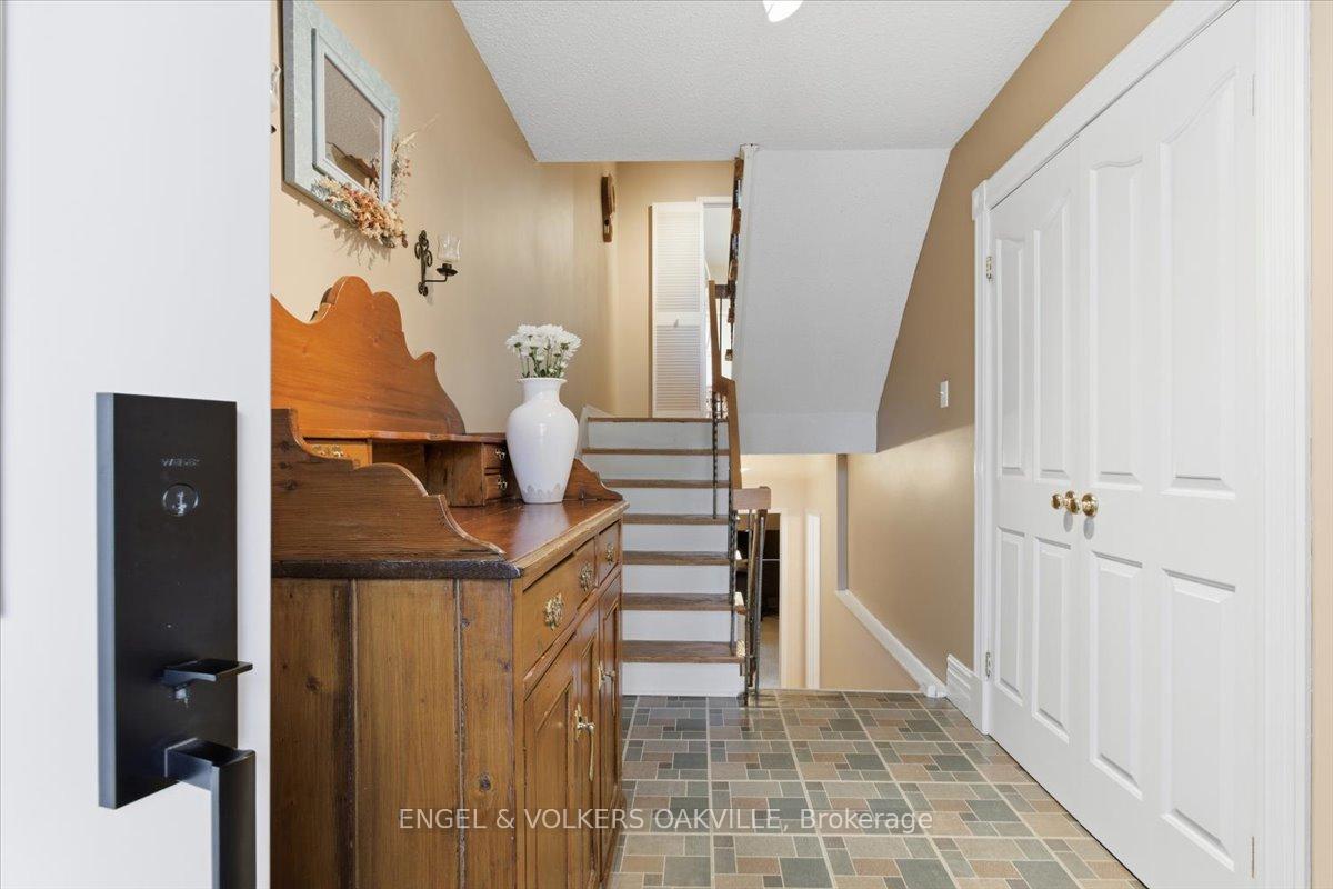 1340-hampton-street-oakville-ontario-w12713760