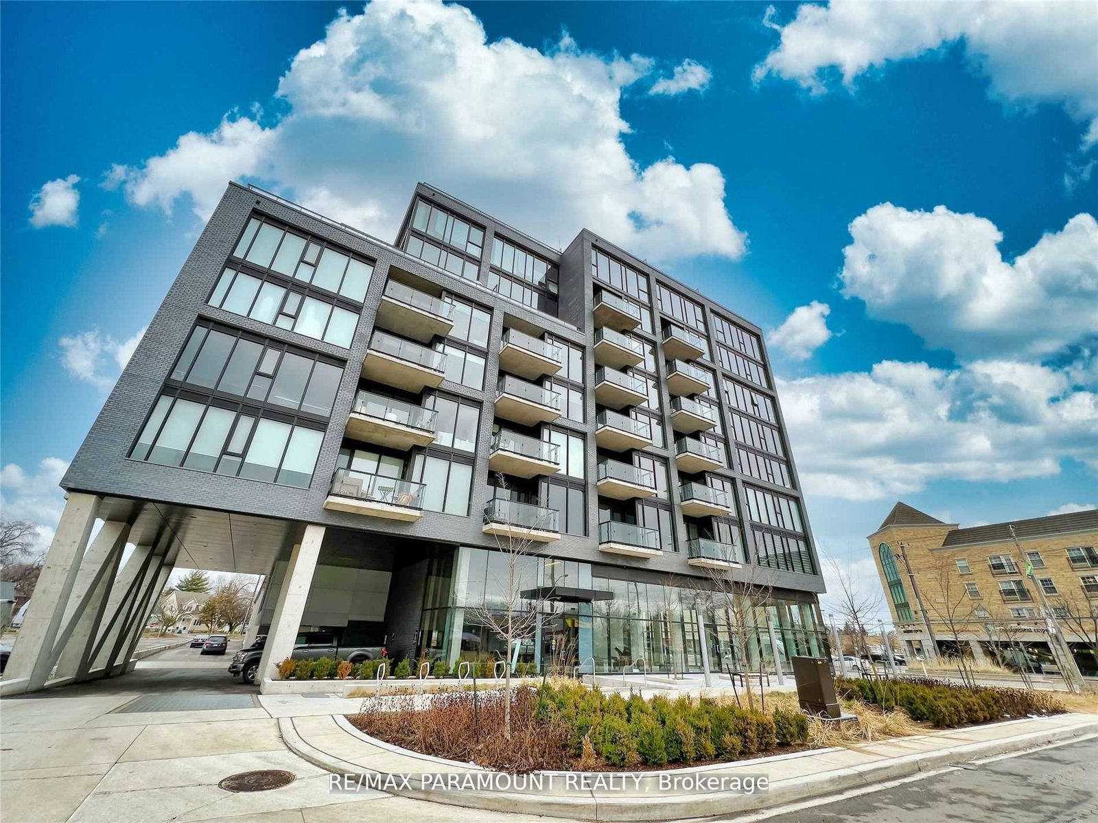 7-smith-crescent-etobicoke-ontario-w12713916