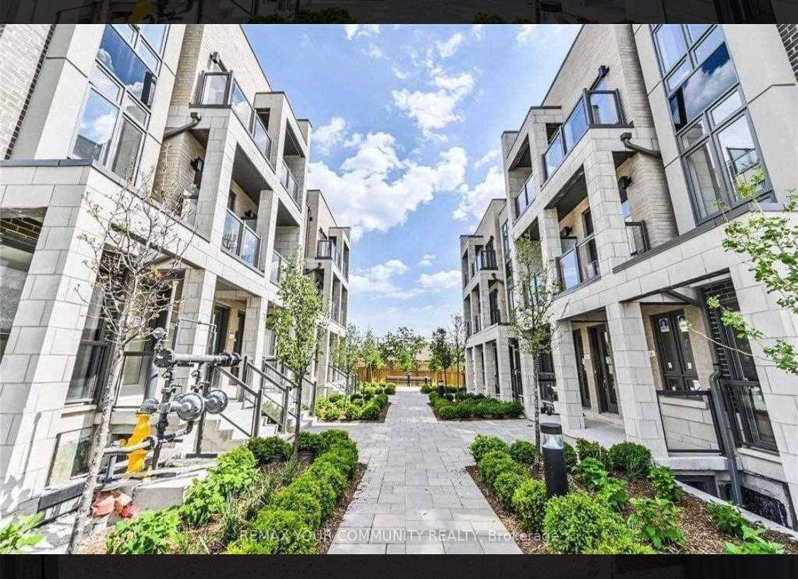 717-lawrence-avenue-w-north-york-ontario-w12714532