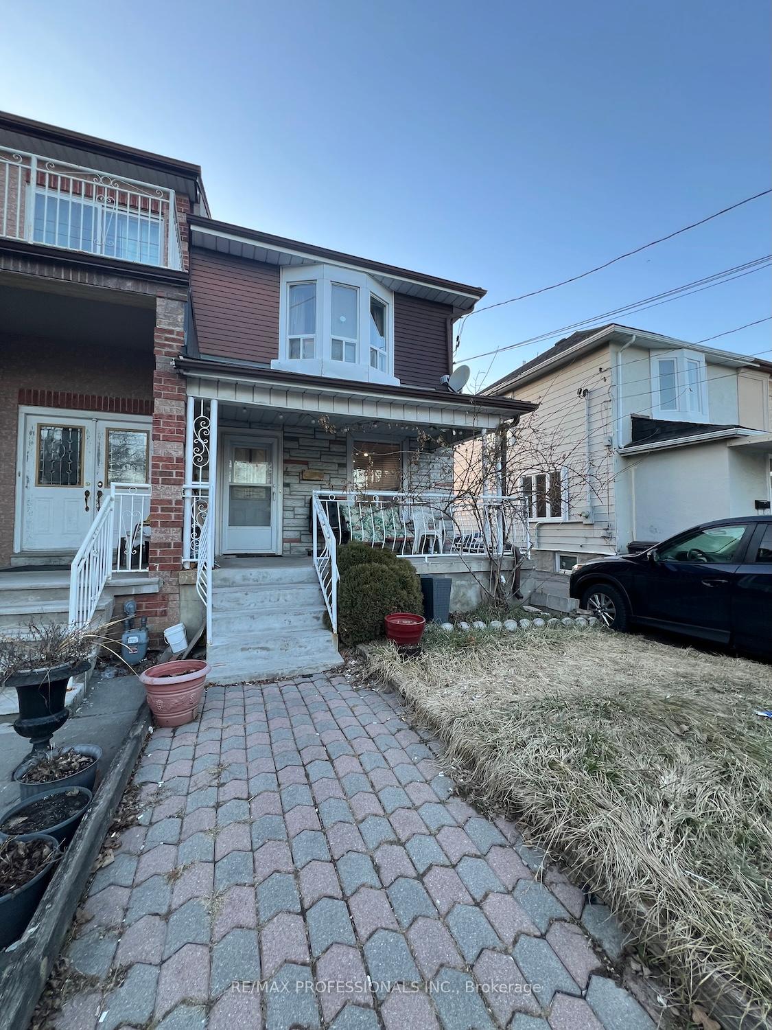 4-locust-street-north-york-ontario-w12715142