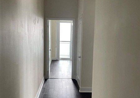 33-shore-breeze-drive-etobicoke-ontario-w12715784
