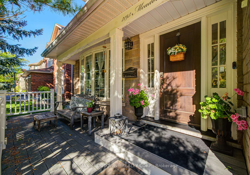 2193-meadowland-drive-oakville-ontario-w12715816