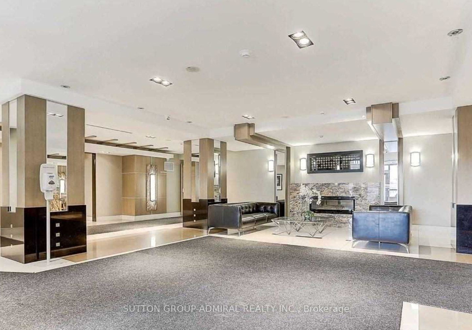 1060-sheppard-avenue-w-york-ontario-w12716032