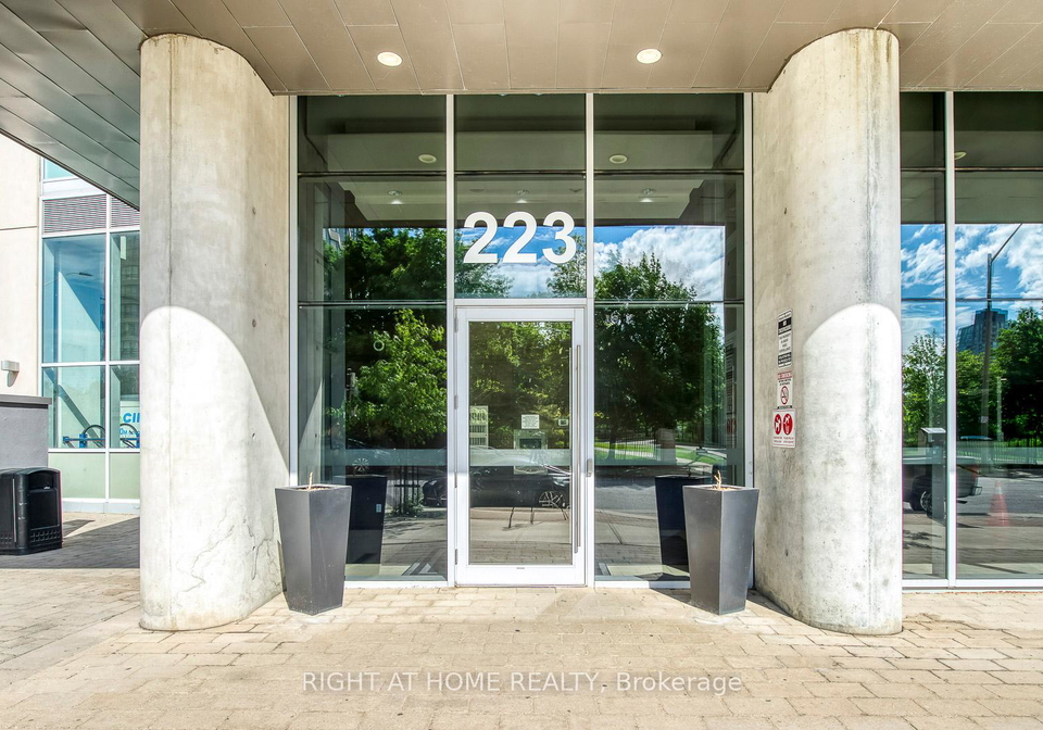 223-webb-drive-mississauga-ontario-w12716058