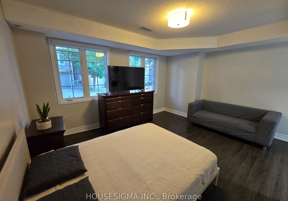 73-shining-star-crescent-north-york-ontario-w12716138