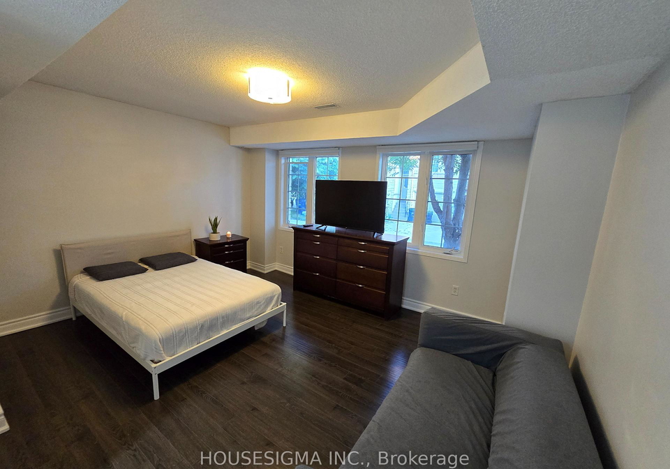 73-shining-star-crescent-north-york-ontario-w12716138