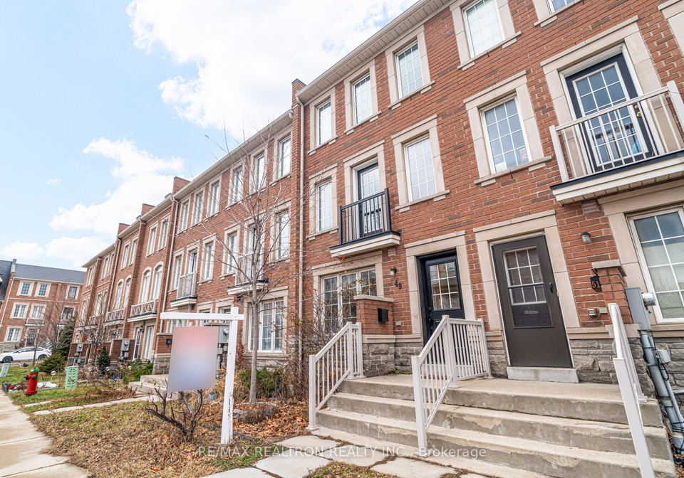 49-ted-wray-circle-york-ontario-w12716548