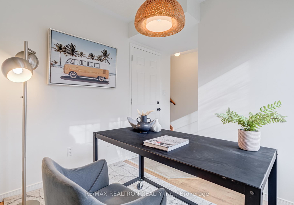 49-ted-wray-circle-york-ontario-w12716548