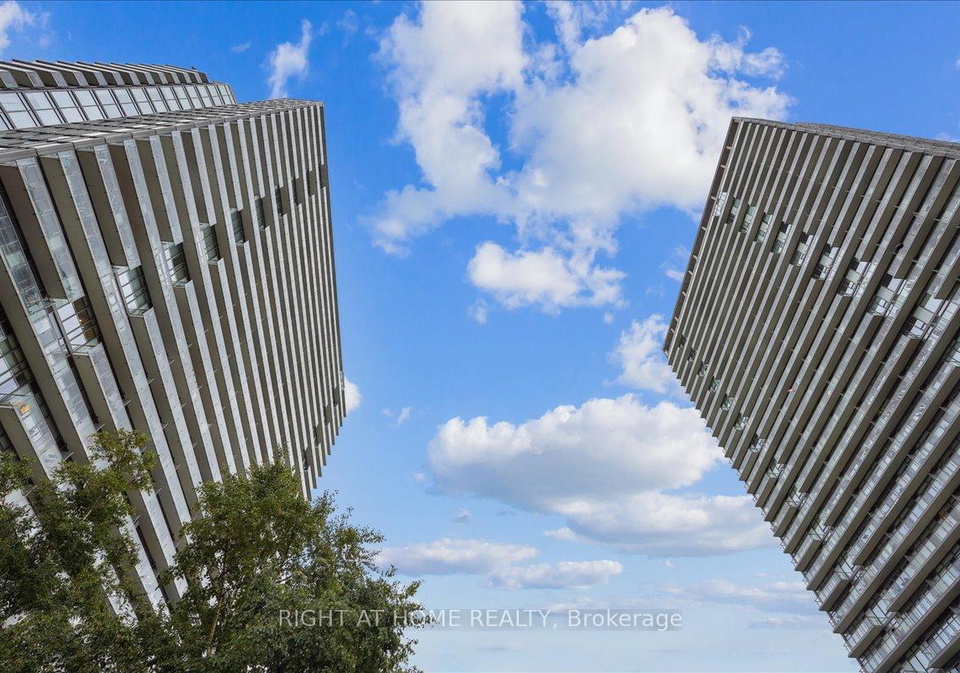 105-the-queens-way-toronto-ontario-w12716680