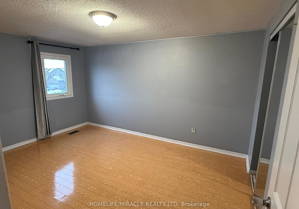 32-hendricks-crescent-brampton-ontario-w12716874