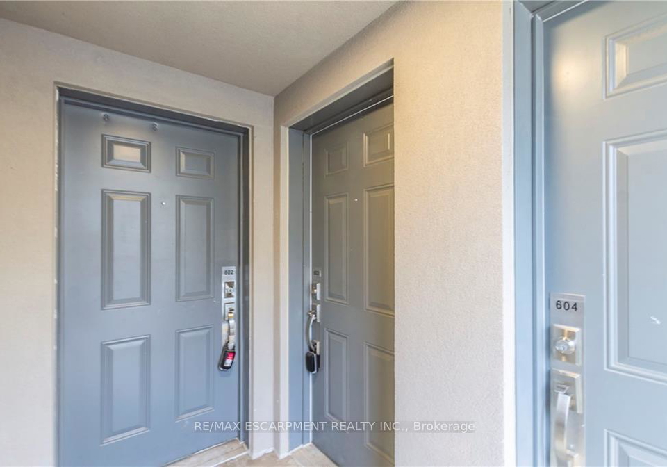 1129-cooke-boulevard-burlington-ontario-w12717436