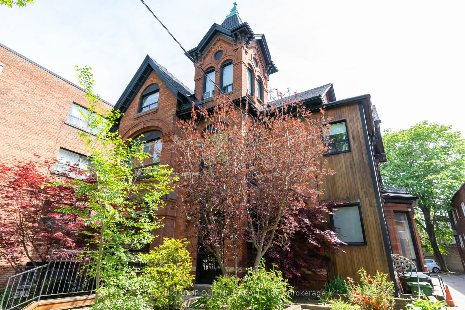 133-dunn-avenue-toronto-ontario-w12718036