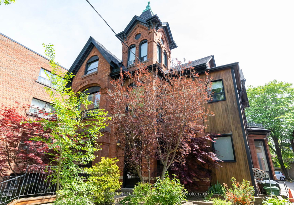133-dunn-avenue-toronto-ontario-w12718036
