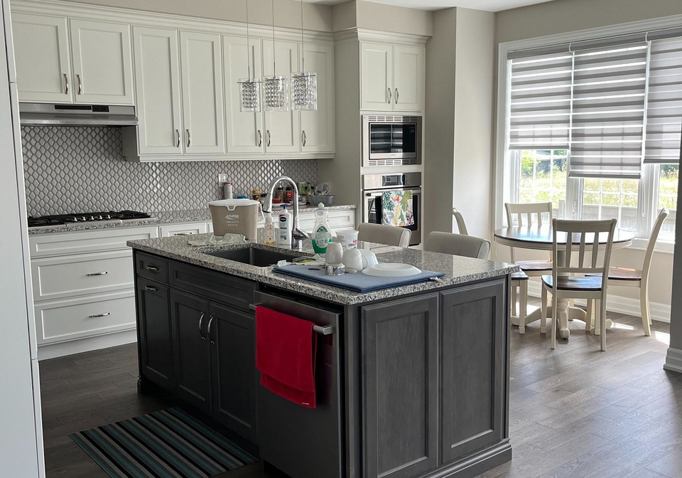 102-burnhamthorpe-road-e-oakville-ontario-w12718220