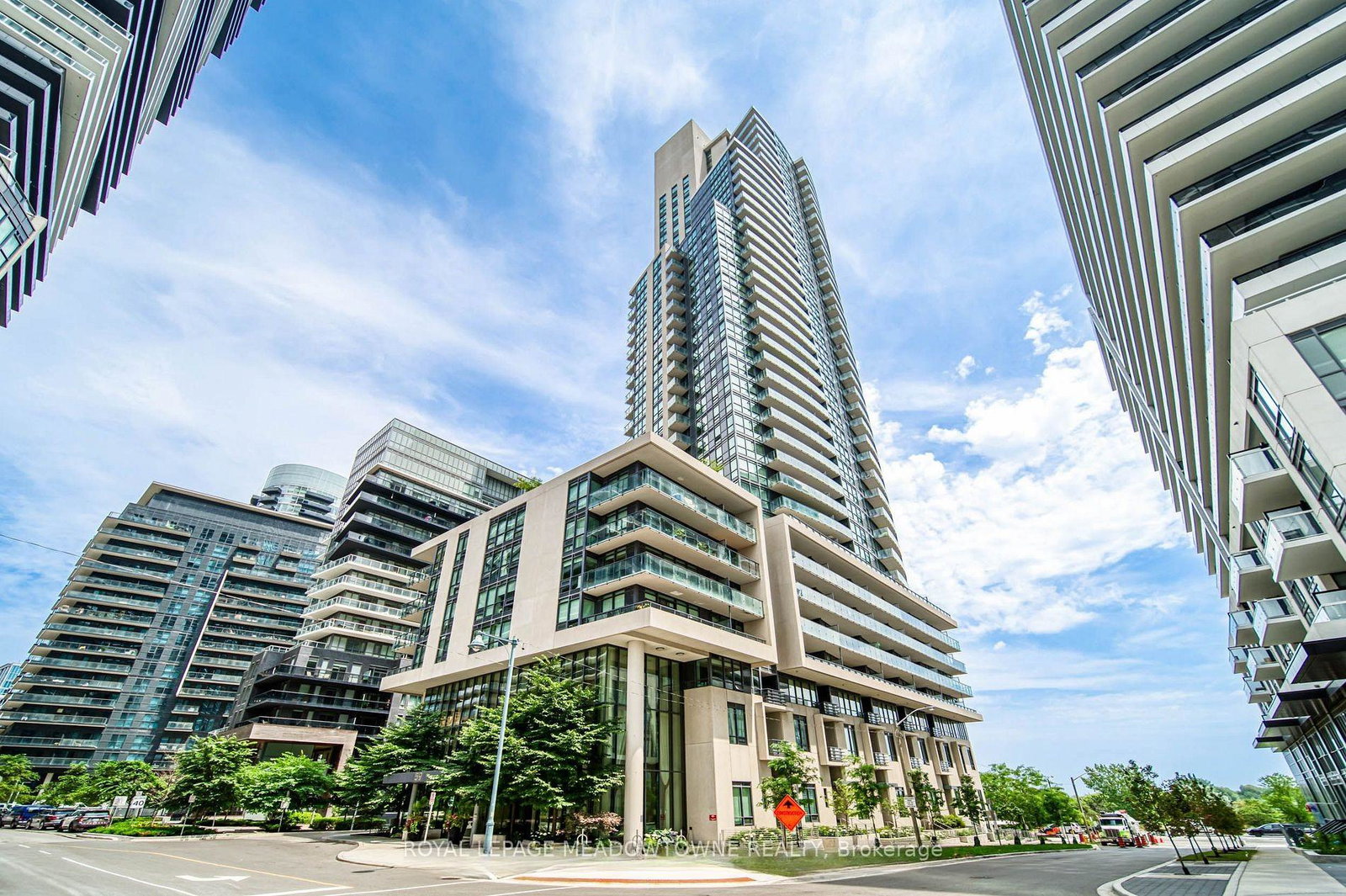 59-annie-craig-drive-etobicoke-ontario-w12718372