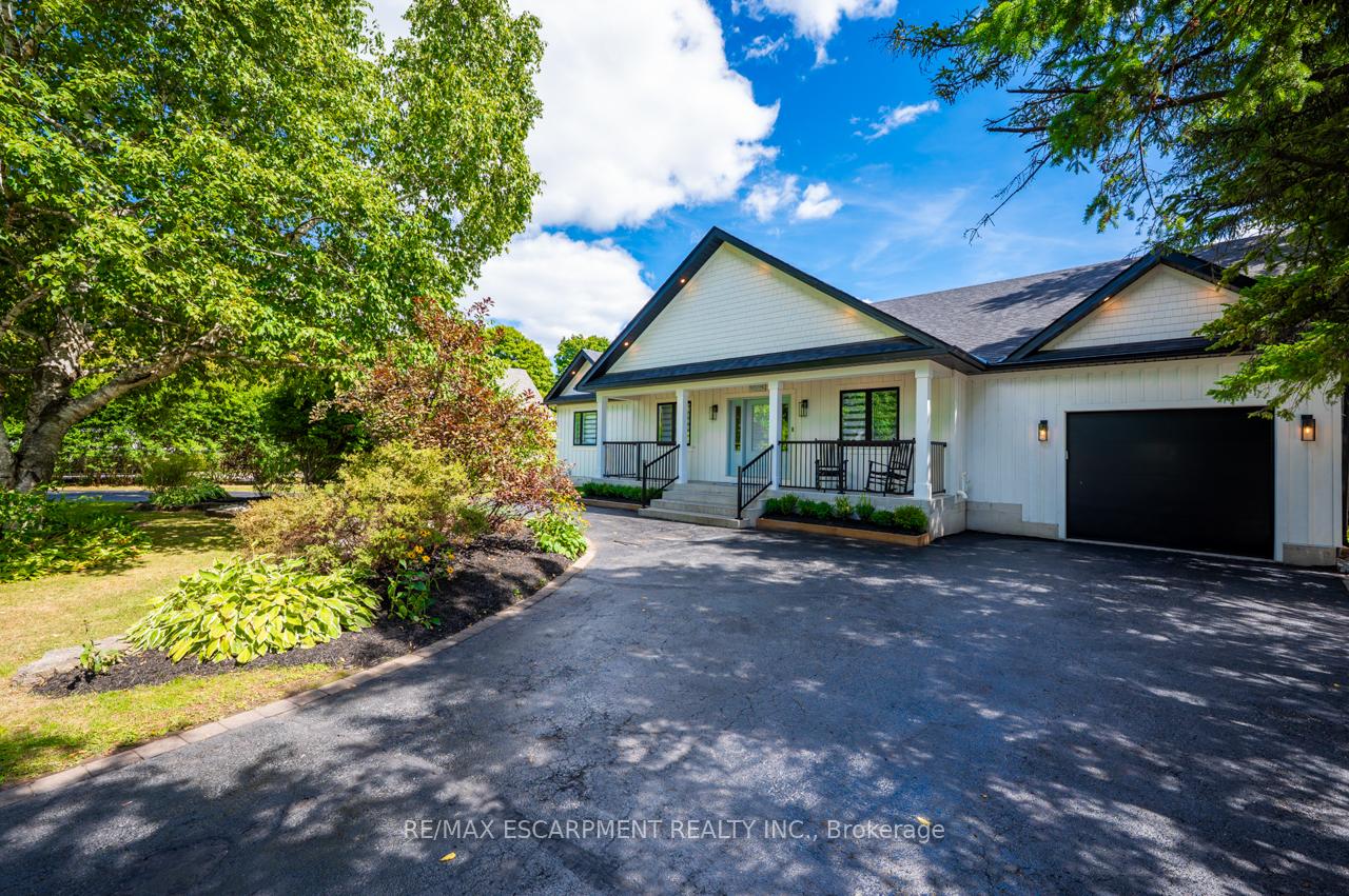 2560-2-side-road-burlington-ontario-w12718438