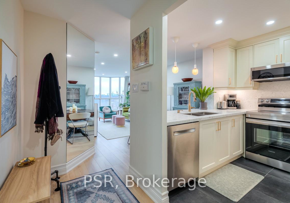 2285-lake-shore-boulevard-w-etobicoke-ontario-w12718812