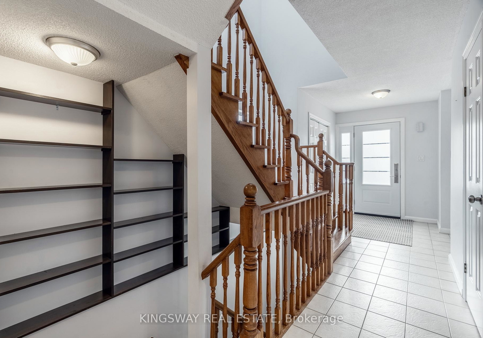 1329-sweetbirch-crescent-mississauga-ontario-w12718936