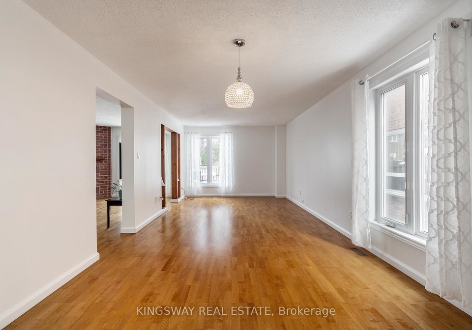 1329-sweetbirch-crescent-mississauga-ontario-w12718936