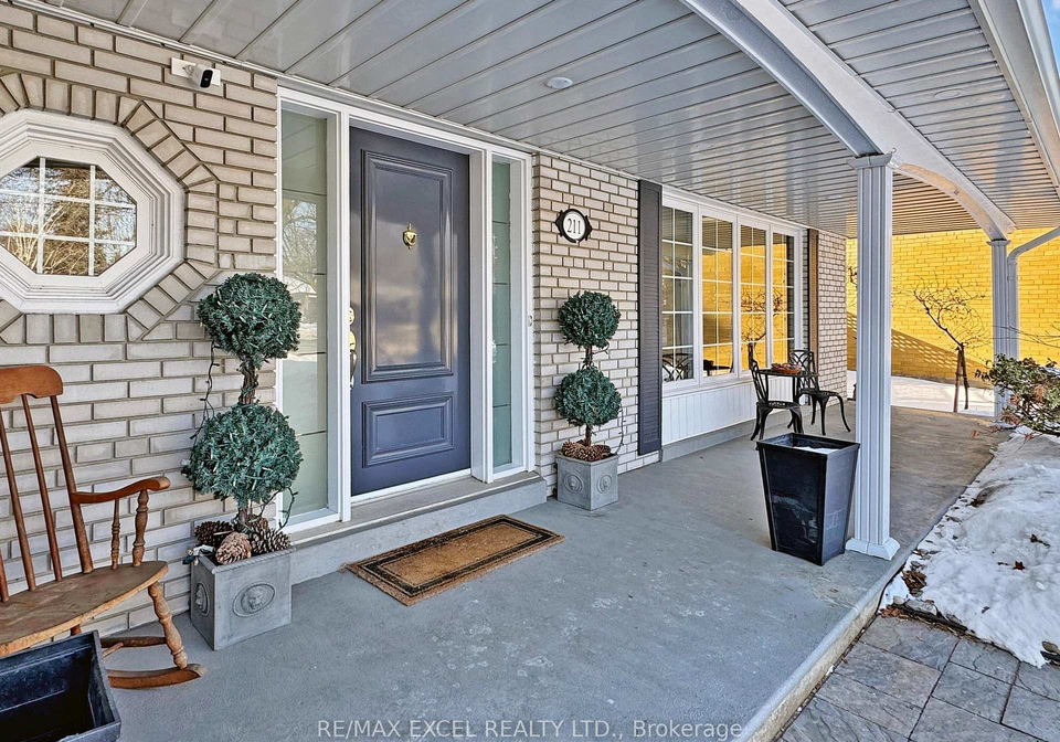 211-the-westway-etobicoke-ontario-w12718968