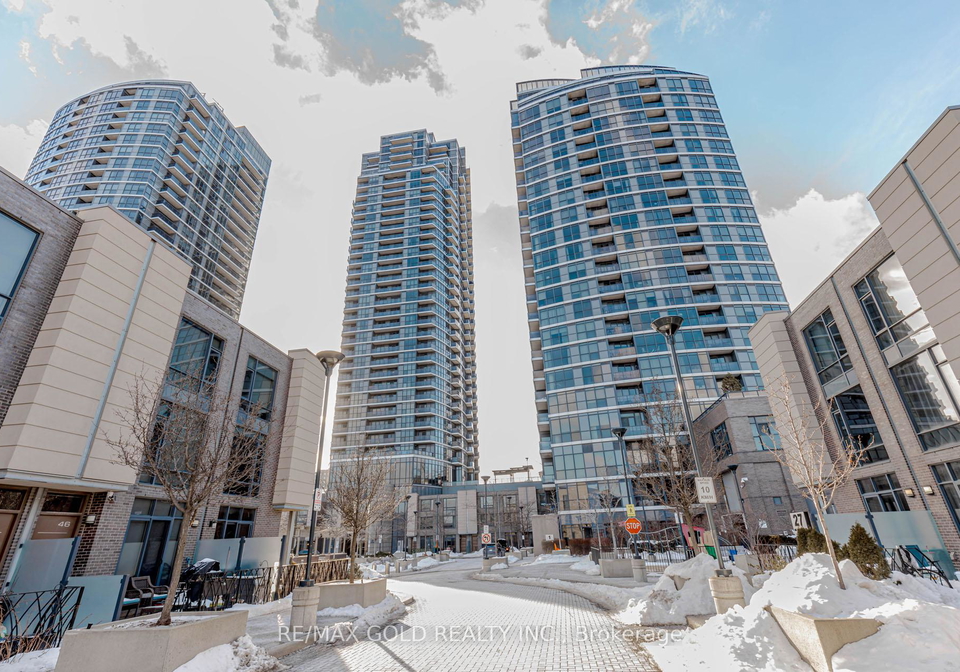 5-valhalla-inn-road-etobicoke-ontario-w12719082