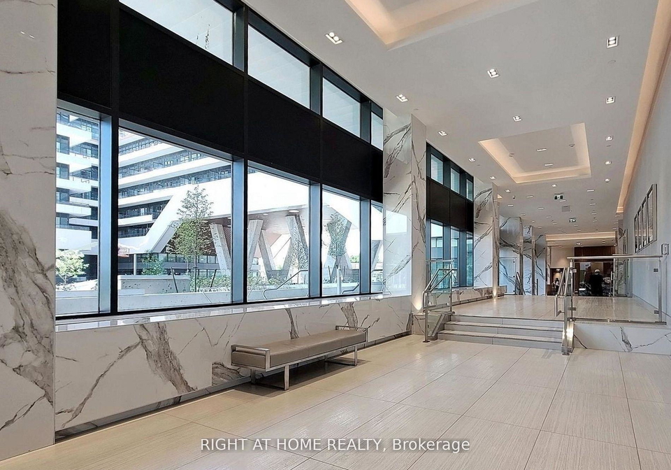 30-shore-breeze-drive-etobicoke-ontario-w12719142