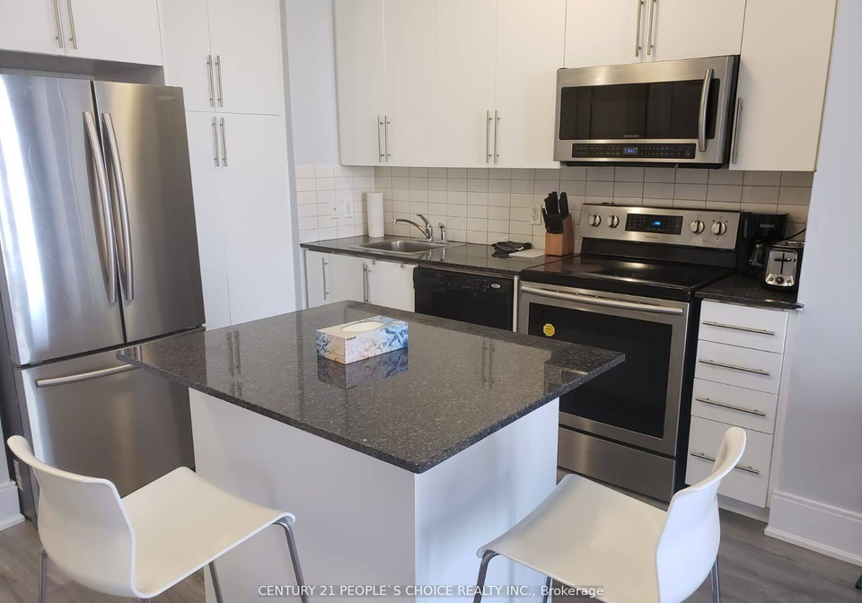 330-burnhamthorpe-road-w-mississauga-ontario-w12719168