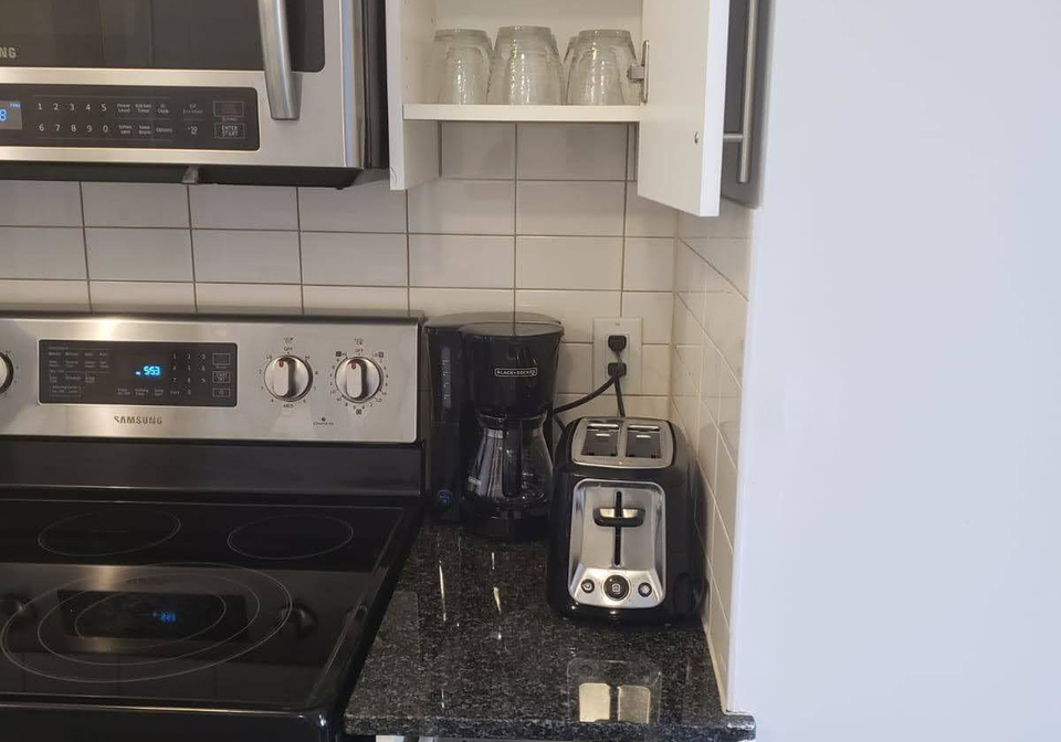330-burnhamthorpe-road-w-mississauga-ontario-w12719168