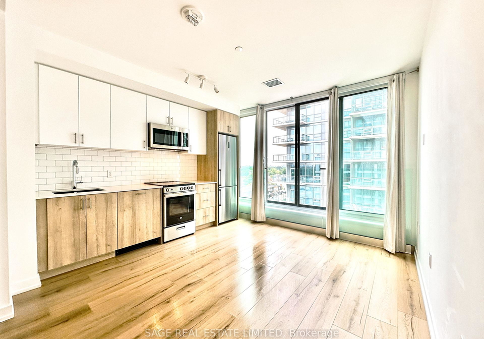 1195-the-queensway-etobicoke-ontario-w12719370