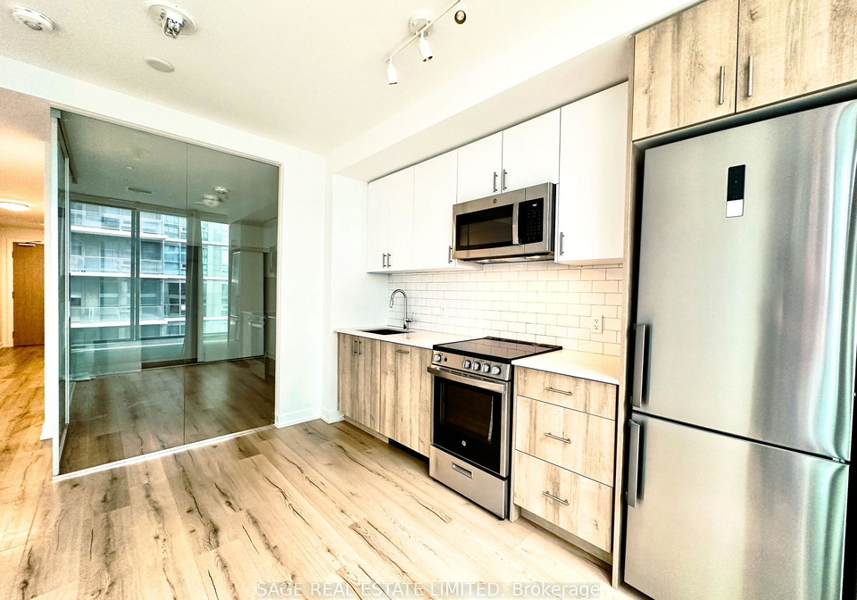1195-the-queensway-etobicoke-ontario-w12719370