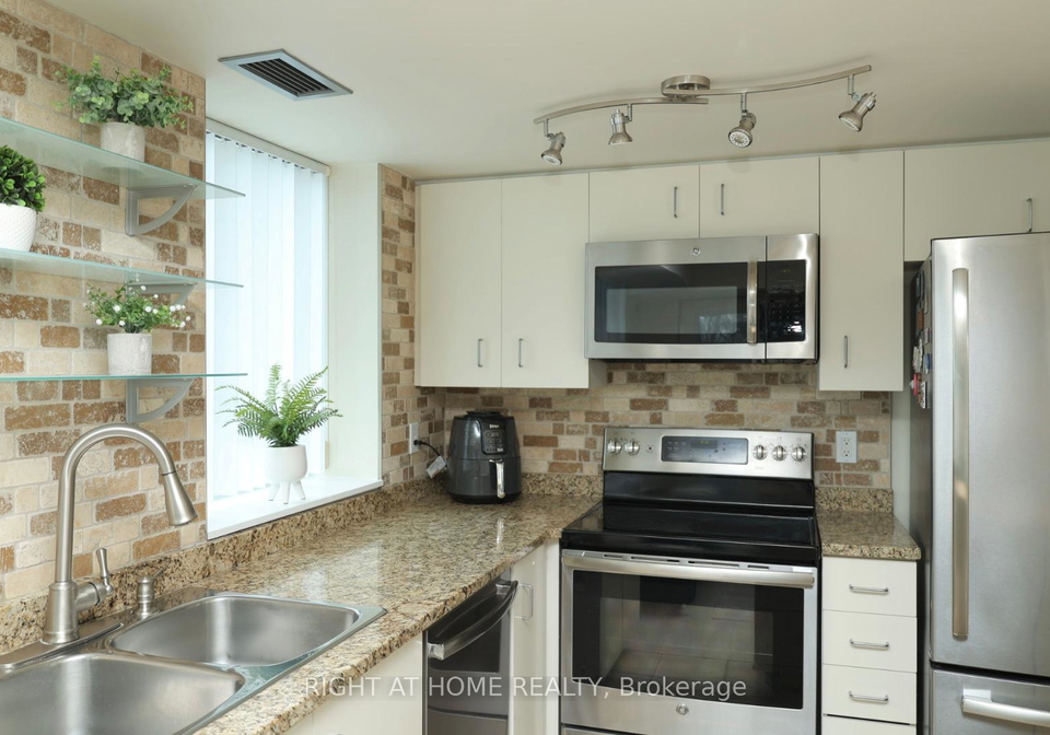 2565-erin-centre-boulevard-mississauga-ontario-w12719852