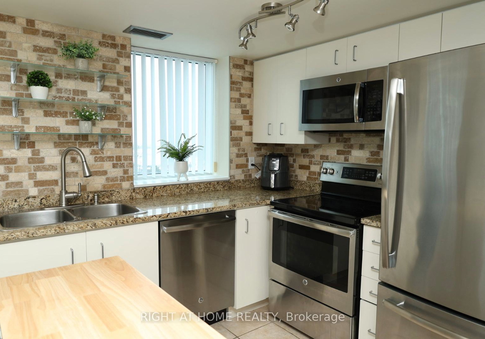 2565-erin-centre-boulevard-mississauga-ontario-w12719852
