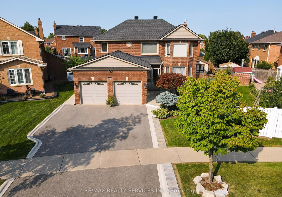 34-garbutt-crescent-brampton-ontario-w12719942