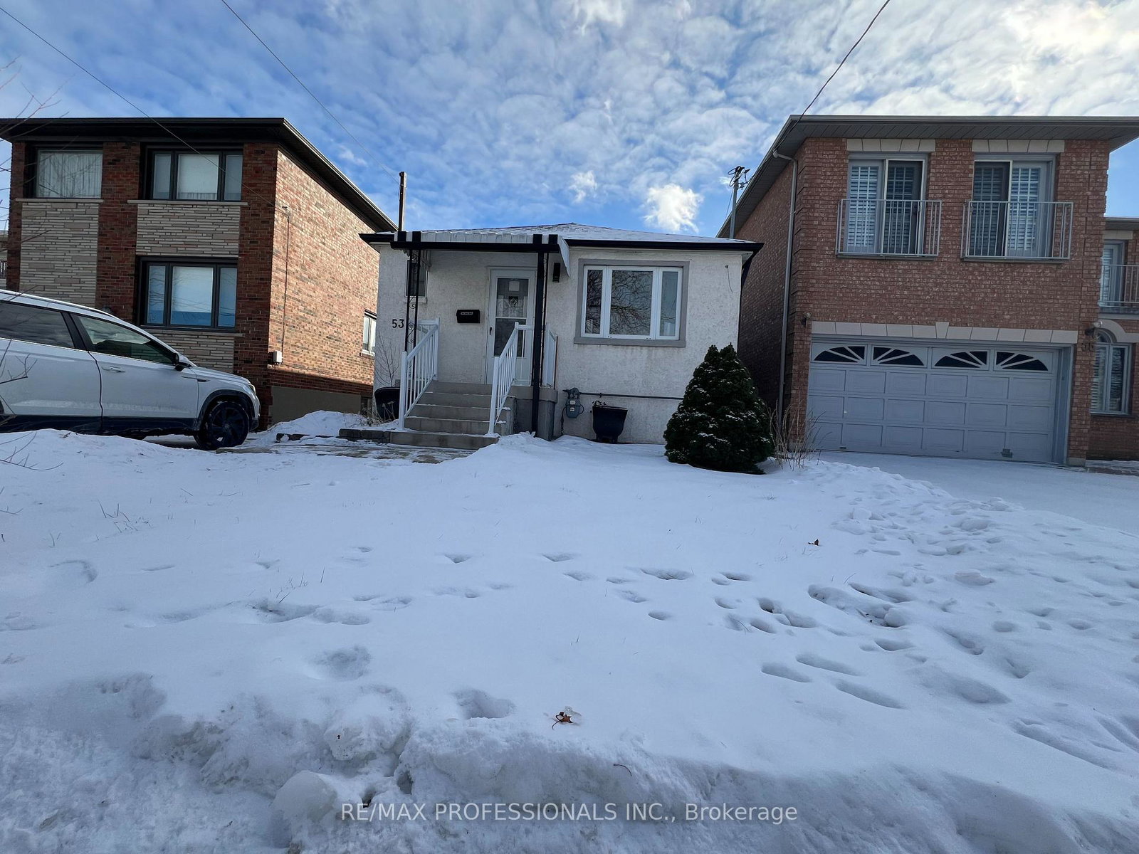 53-regent-road-york-ontario-w12720086