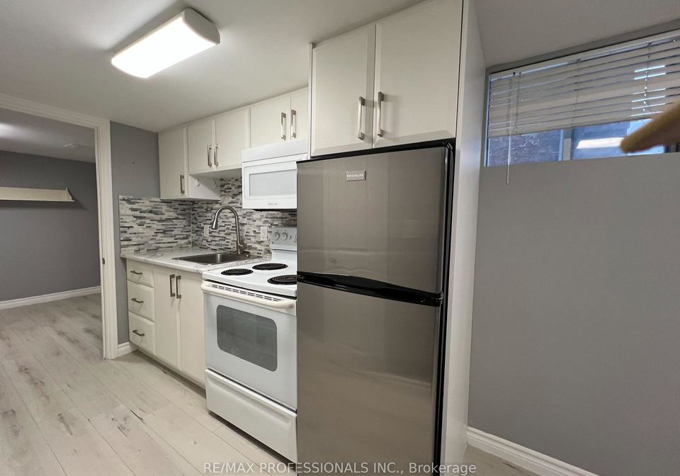 53-regent-road-york-ontario-w12720088