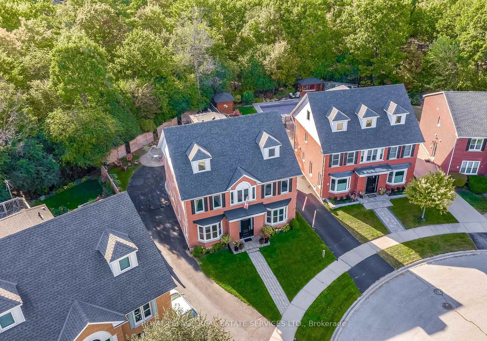 27-morrison-creek-crescent-oakville-ontario-w12720900